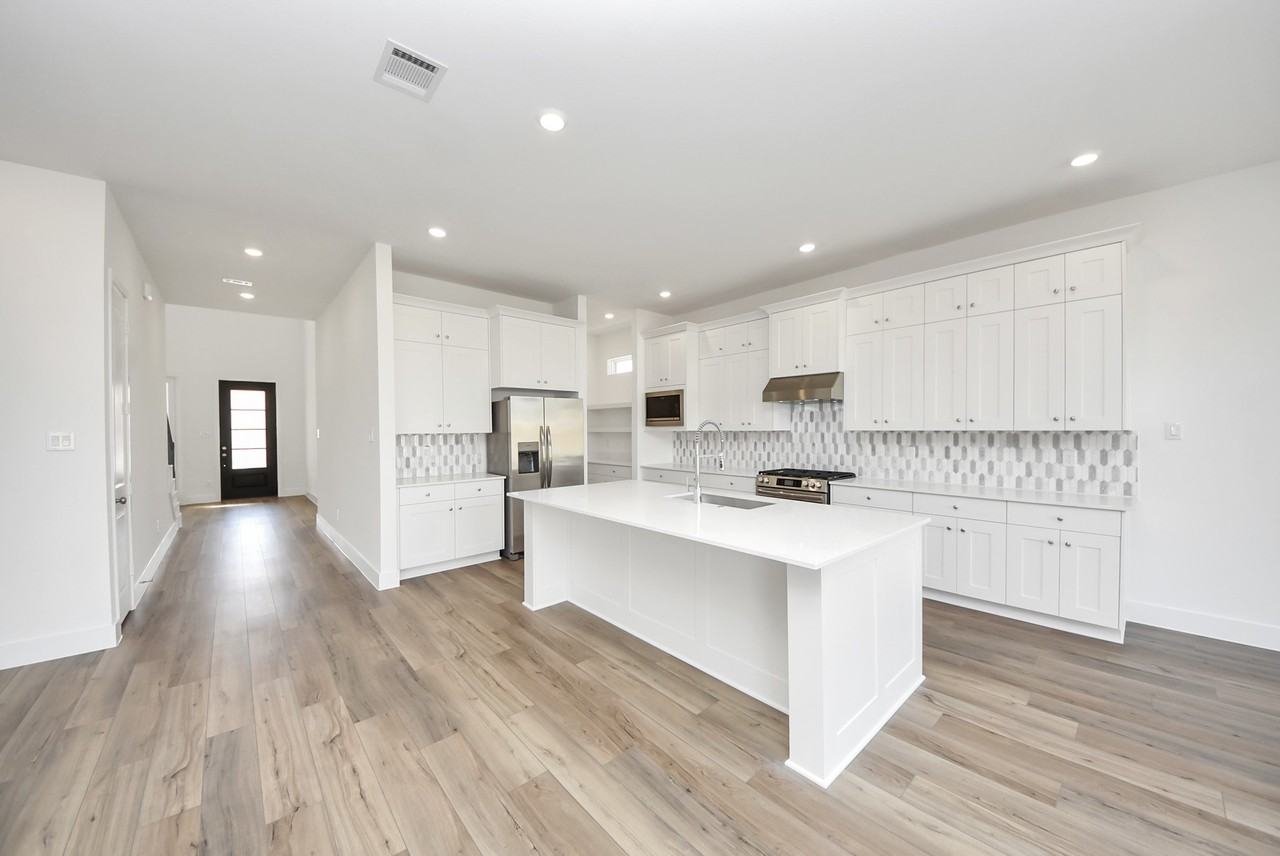 31046 Vintage Creek Ln #31046 - Photo 7 of 50