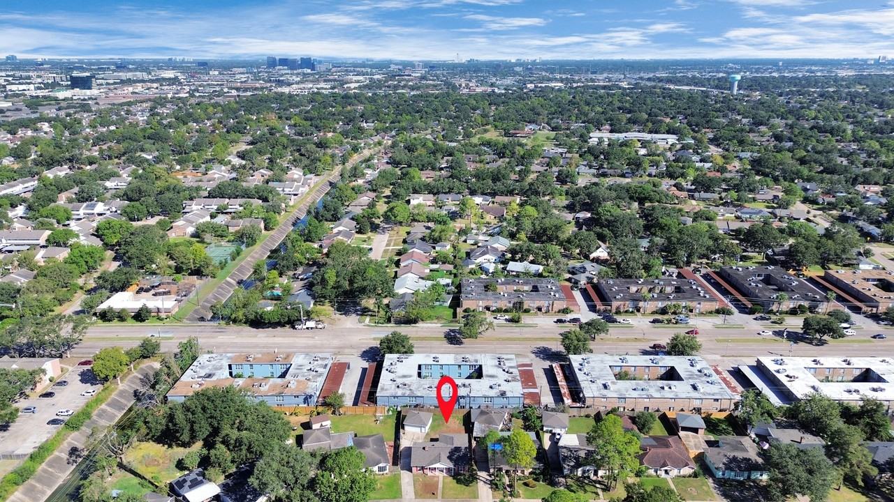 9126 Troulon Dr #9126 - Photo 5 of 37