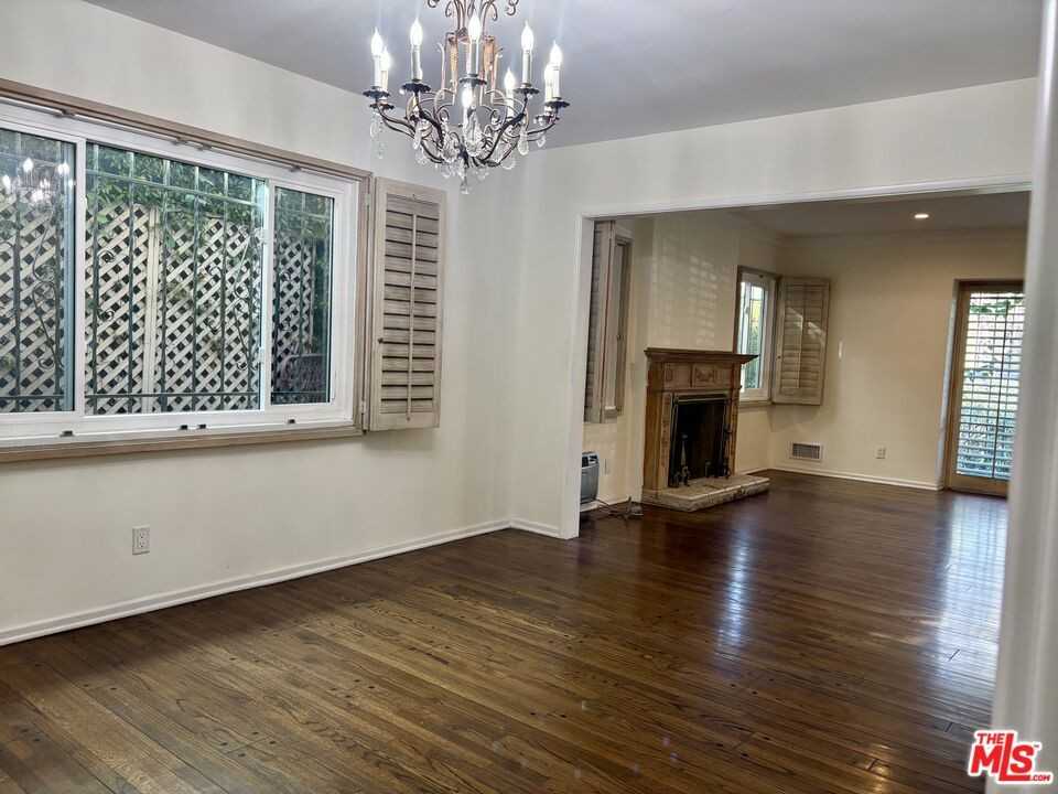 333 N Detroit St #333 - Photo 6 of 28