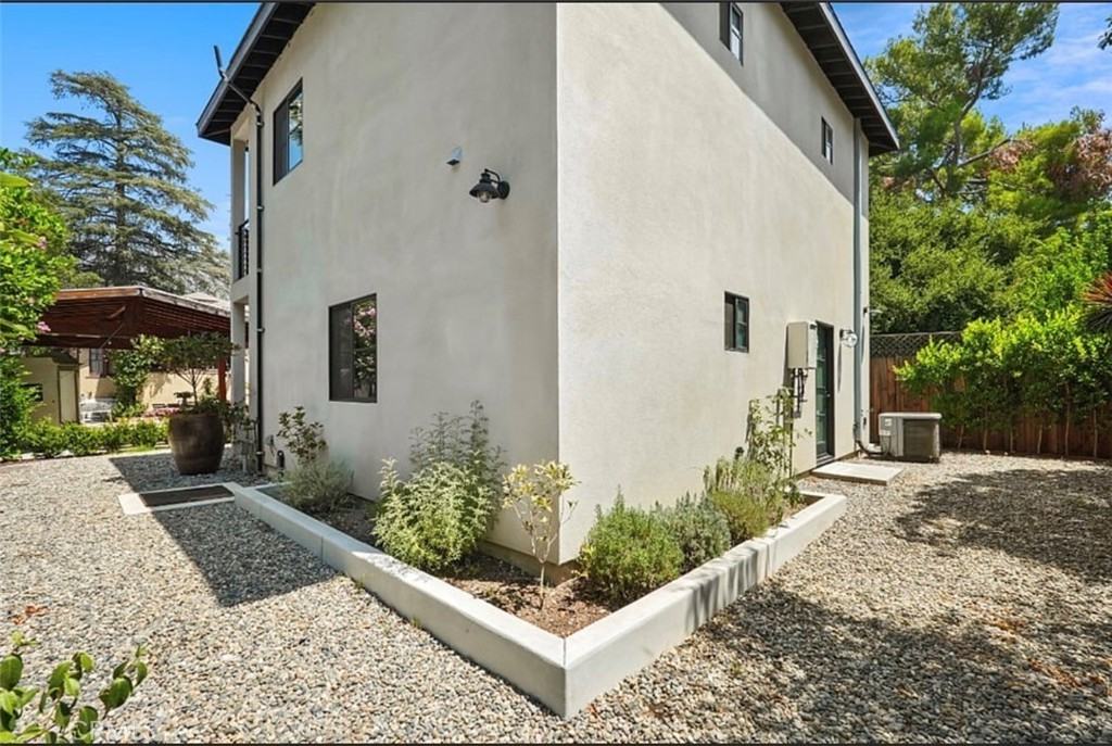 720 W Altadena Dr #7201-2 - Photo 6 of 10