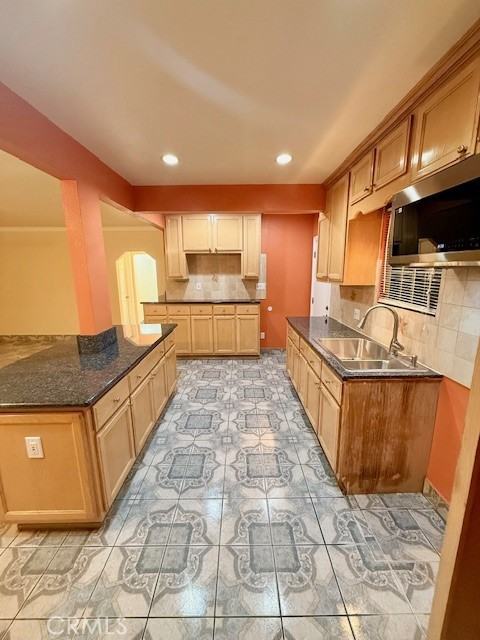 3319 W 113th St #3319 - Photo 3 of 16