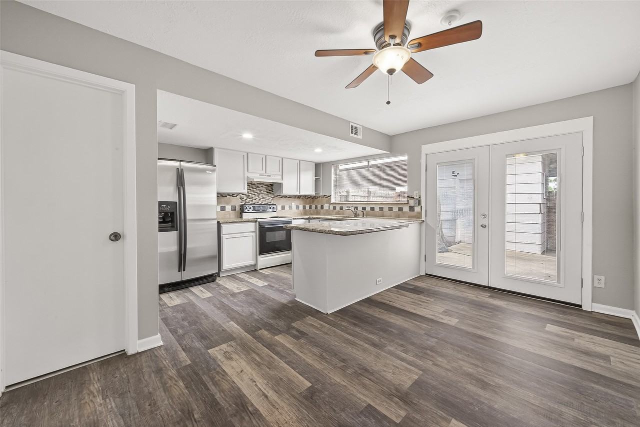 7031 Chasewood Dr #7031 - Photo 6 of 27