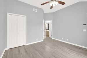 featured image of 4911 Edenbourgh Ln #4911