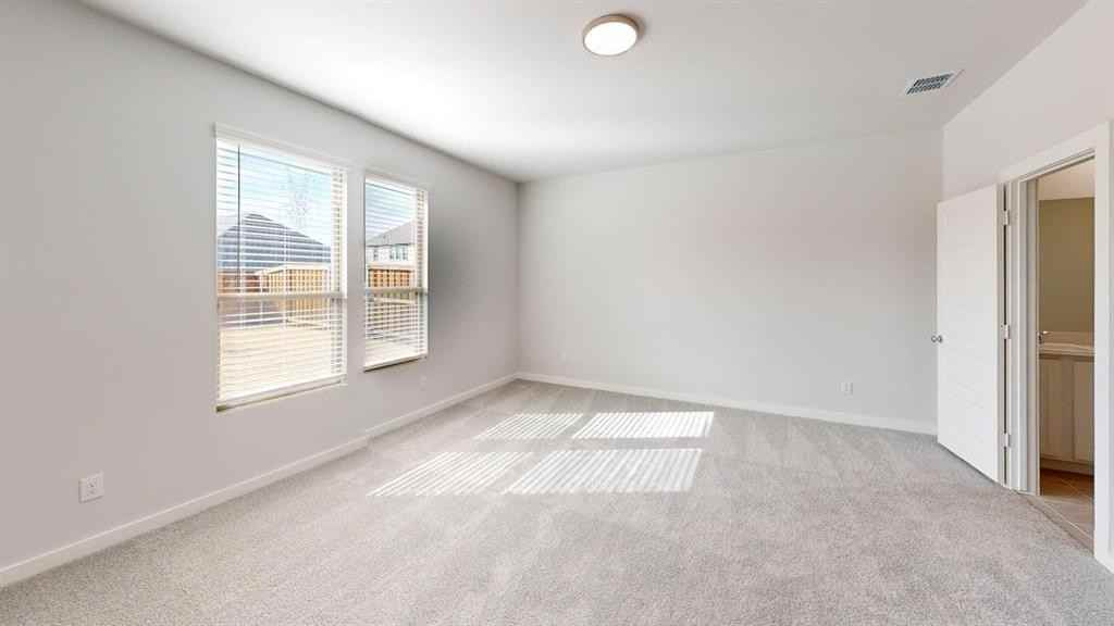 682 Briar Dr #682 - Photo 5 of 27