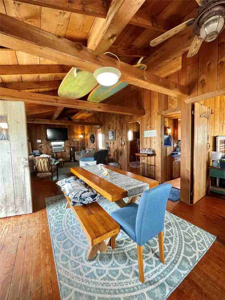 1111 Surf Dr #1111 - Photo 7 of 30