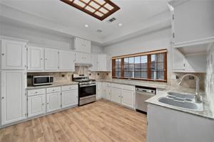 featured image of 6303 Lugary Dr #6303