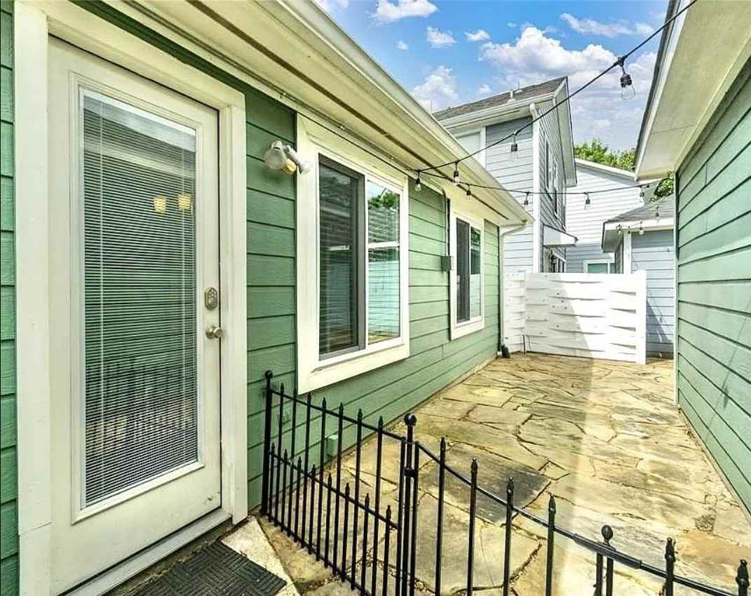 6807 Kingwood Glen Dr #6807 - Photo 3 of 11