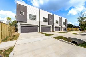 featured image of 3639 Rebecca St #3639D