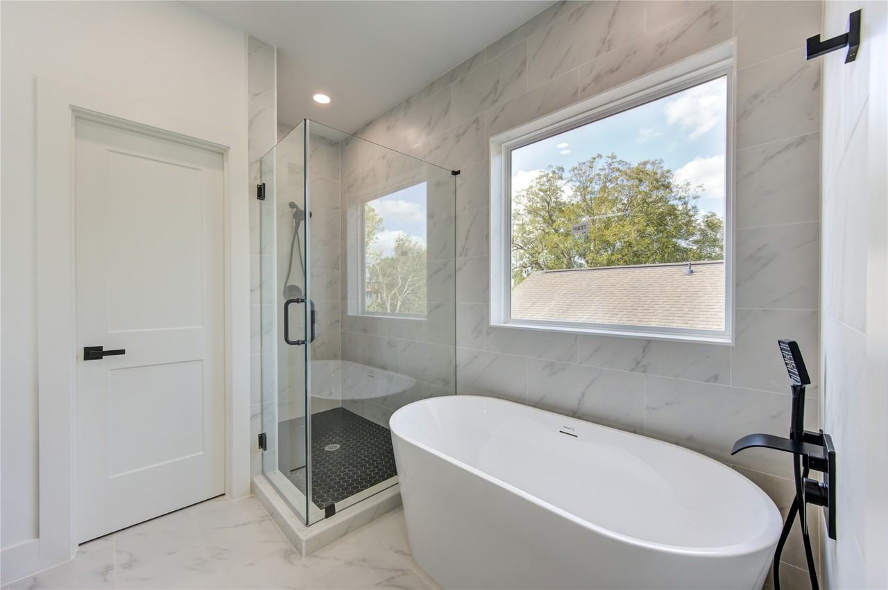 3639 Rebecca St #3639D - Photo 5 of 27