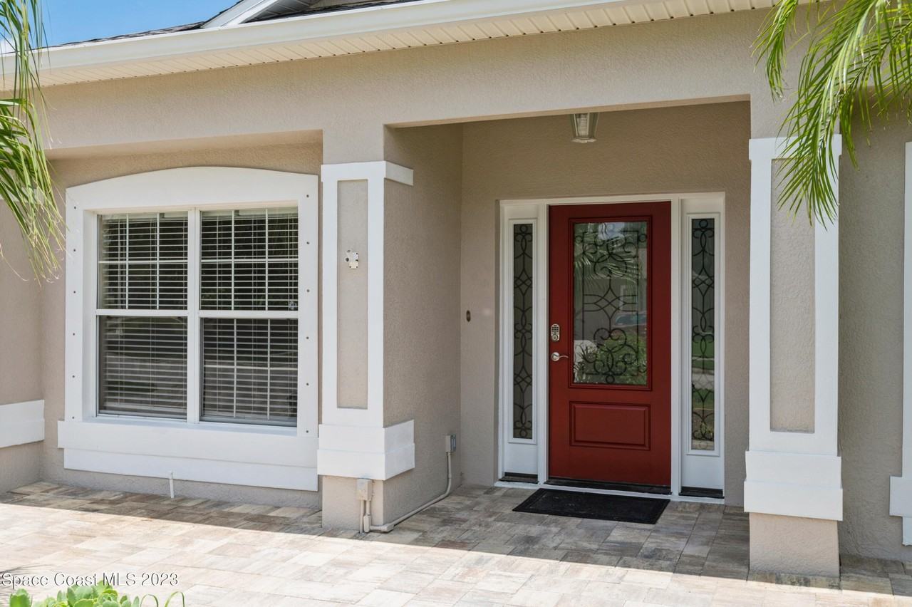 5527 Indigo Crossing Dr #5527 - Photo 6 of 36