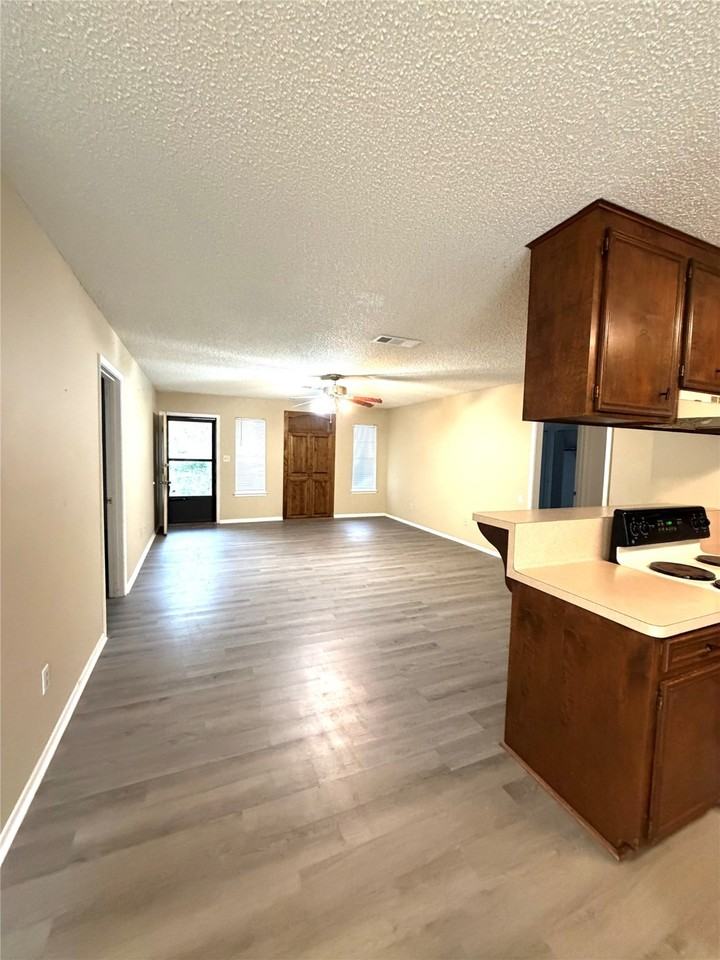 117 Kirk Rd #117 - Photo 7 of 12