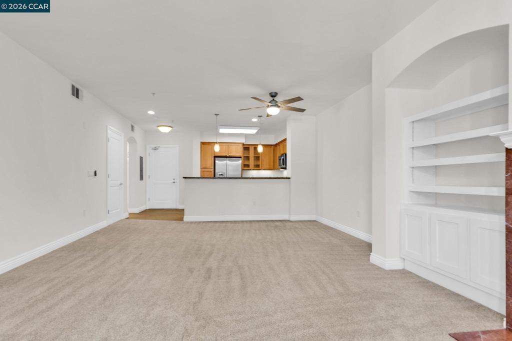 1310 Creekside Dr #1310 - Photo 4 of 50