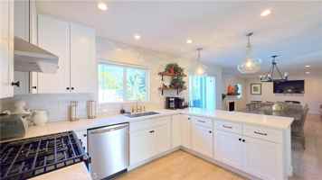 featured image of 913 Clemensen Ave #913