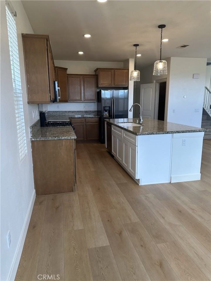 31760 Green Oak Way #31760 - Photo 3 of 20