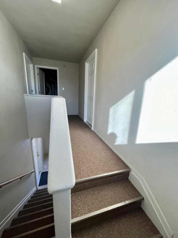 4370 Loomis Ave #C - Photo 7 of 20