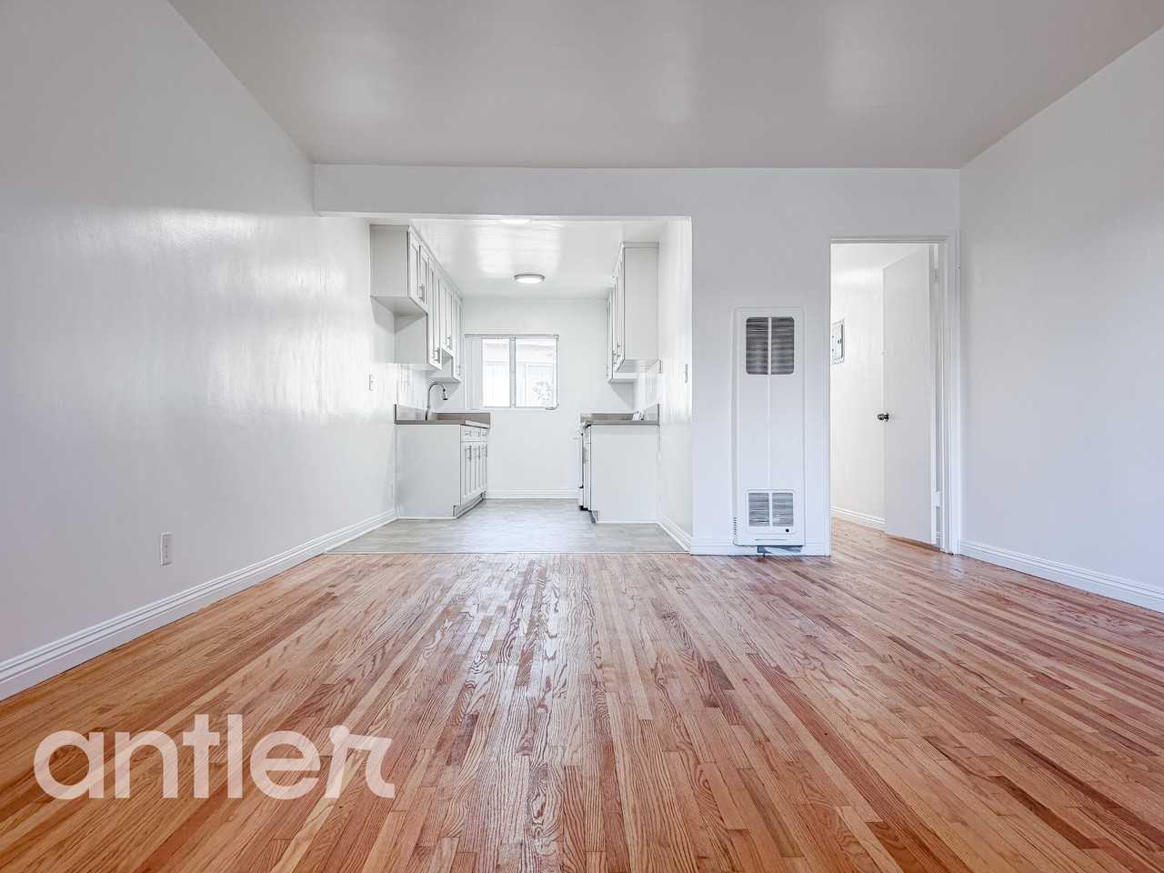 4022 Palmyra Rd #10 - Photo 3 of 17