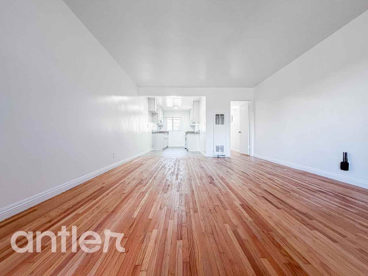 4022 Palmyra Rd #10 - Photo 4 of 17