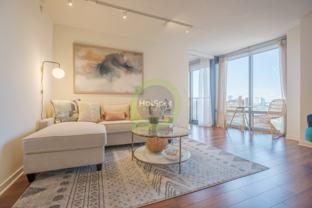 542 N Kingsbury St - Photo 1 of 1