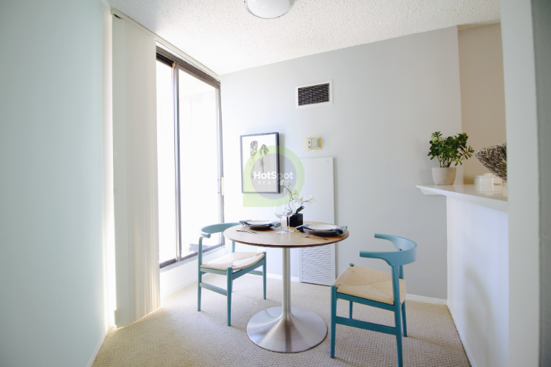 758 N Dearborn St #1304 - Photo 2 of 11