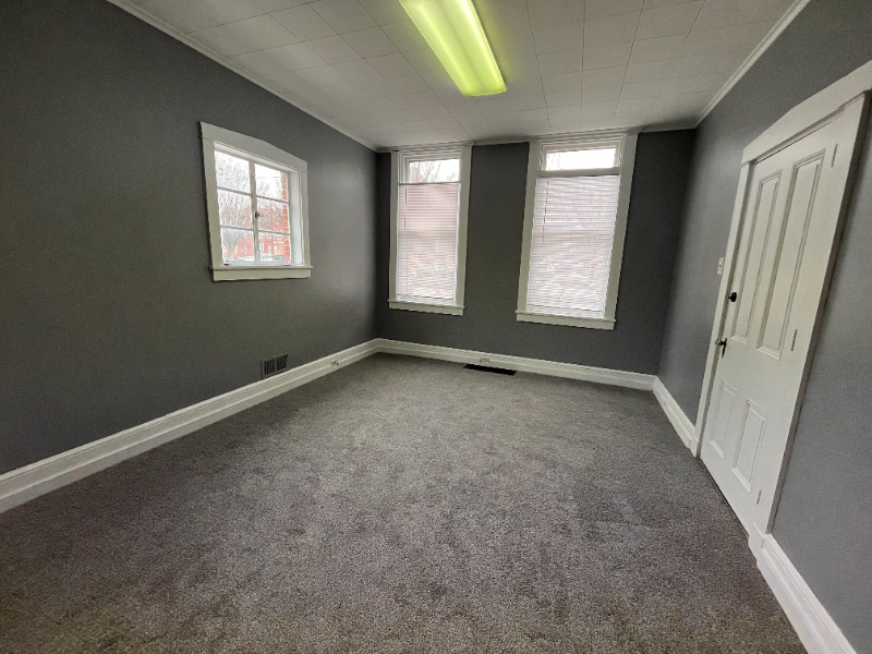 35 E Lemon St #1 - Photo 7 of 7