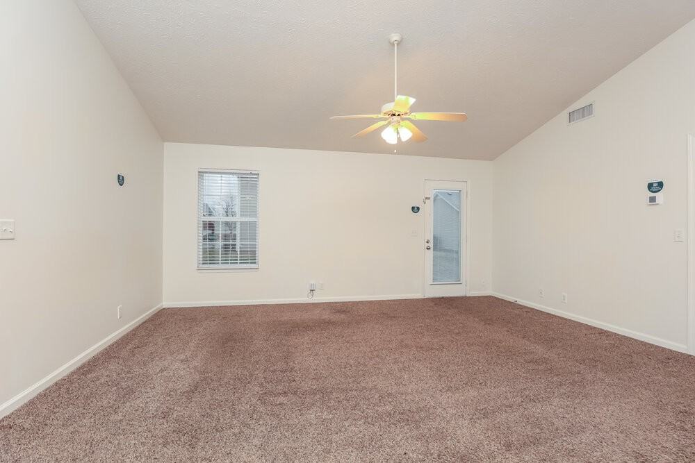 3128 Sherborne Ct - Photo 3 of 16