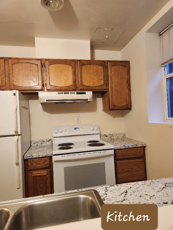 4462 Whitman Ave N - Photo 5 of 8