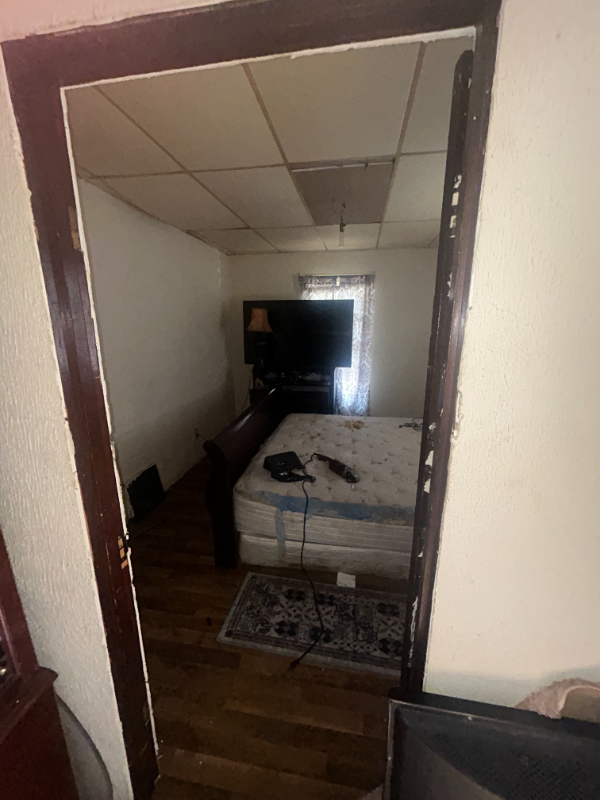 5617 Warren Ave - Photo 4 of 14