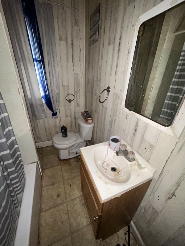 5617 Warren Ave - Photo 6 of 14