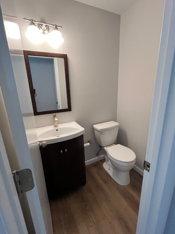 136 Miranda Ct - Photo 2 of 11