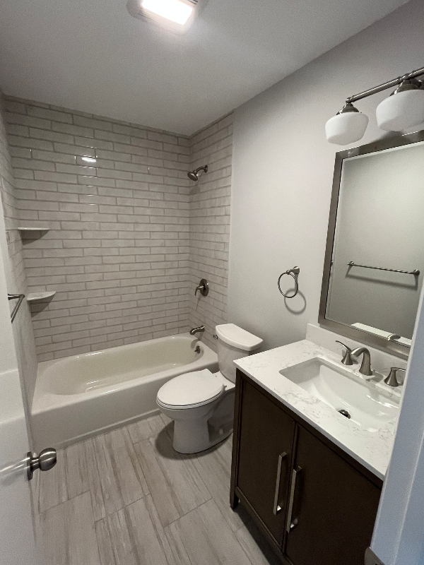 136 Miranda Ct - Photo 3 of 11