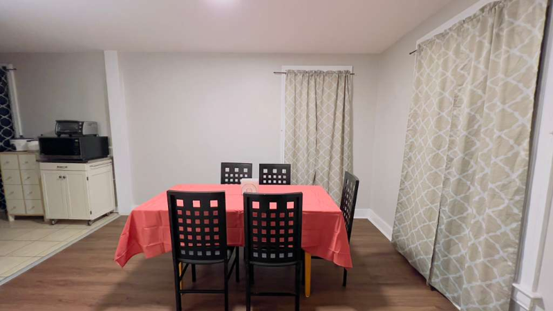 197 Brooks Ave - Photo 4 of 15