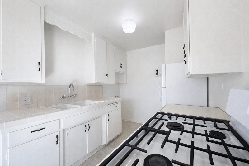 2028 Wallace Ave #A - Photo 2 of 8