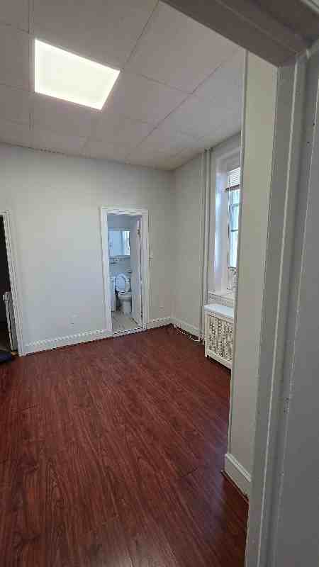 2600 E Ann St #2 - Photo 5 of 9