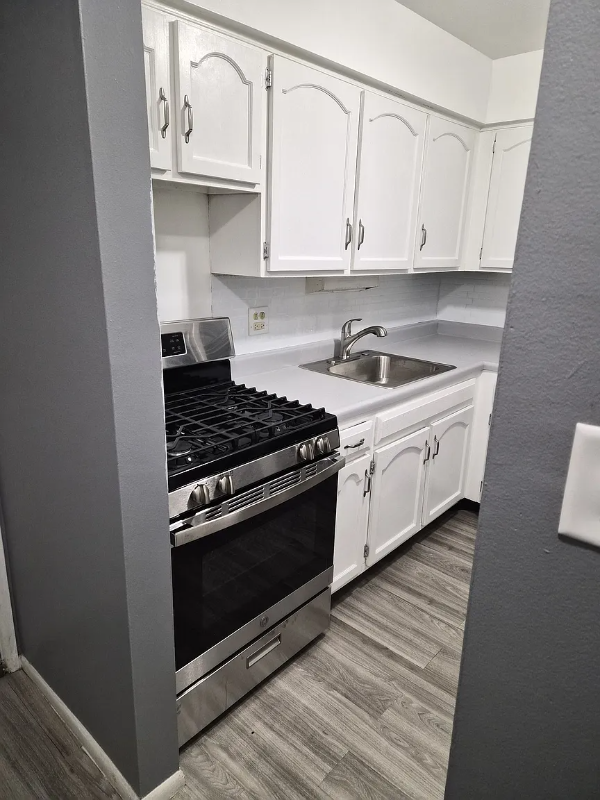 1500 Robin Cir #210 - Photo 5 of 20