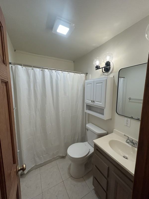 3003 Jackson St - Photo 4 of 8