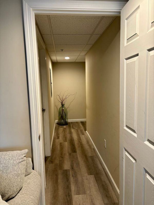 132 Karatzas Ave - Photo 5 of 18