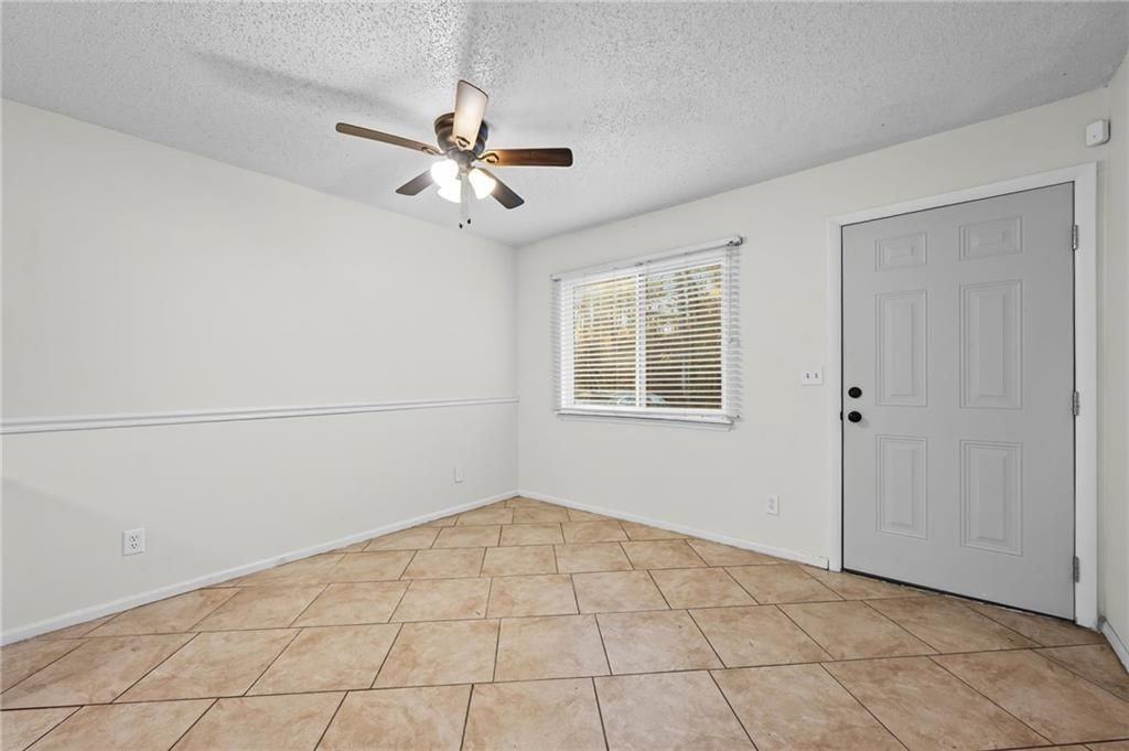 579 Northridge Crossing Dr - Photo 3 of 29