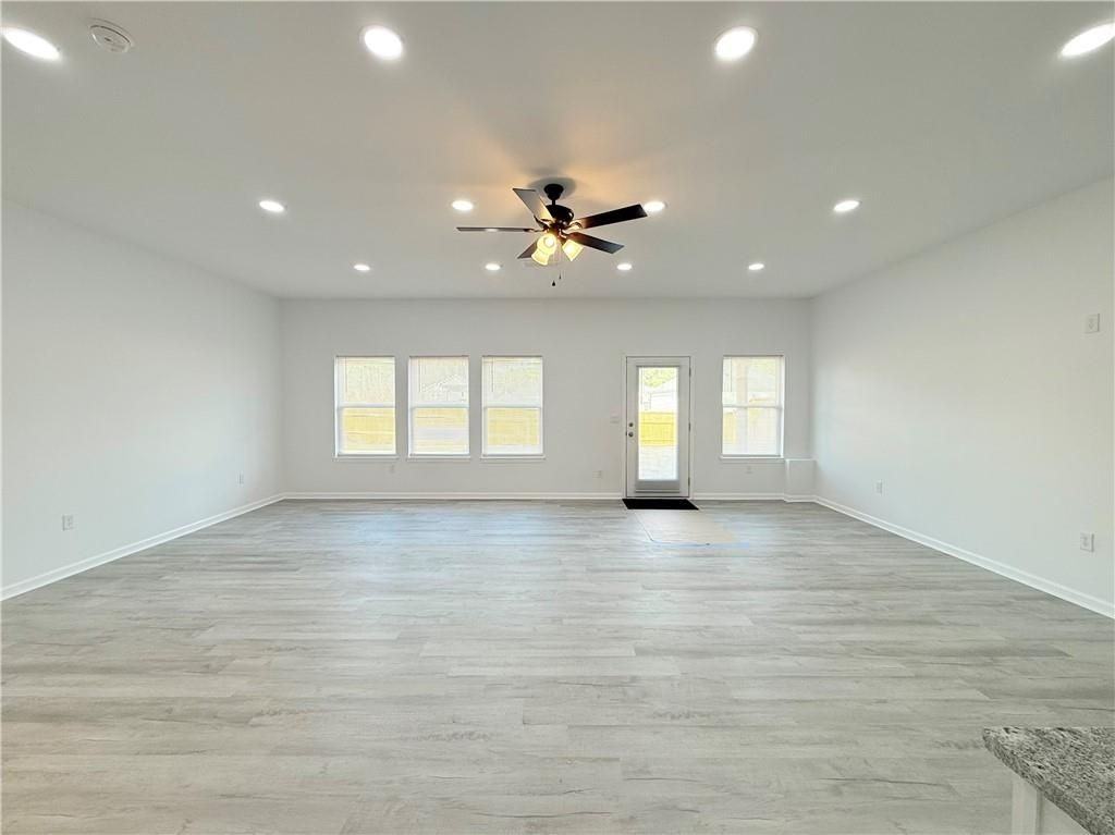 44 Dew Lake Ct - Photo 3 of 21