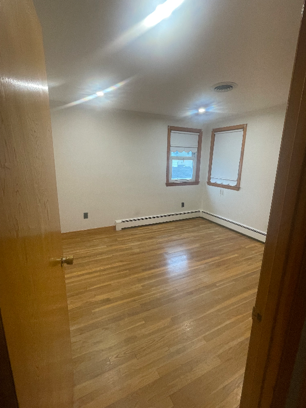 114 Charger St #1 - Photo 6 of 8