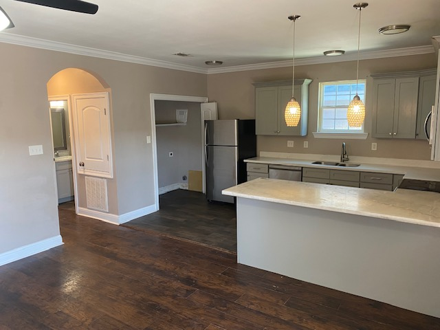 4210 Eagle St - Photo 4 of 11