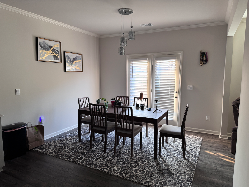 1919 Aquinas Ct #MAIN - Photo 4 of 11