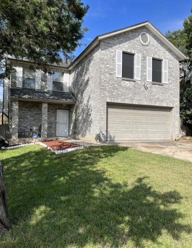 15719 Persimmon Hill Dr - Photo 2 of 20