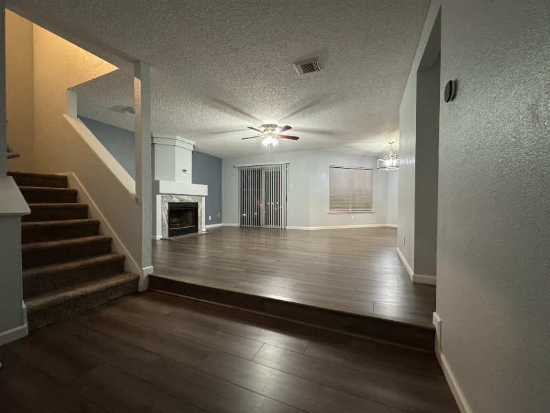 15719 Persimmon Hill Dr - Photo 3 of 20