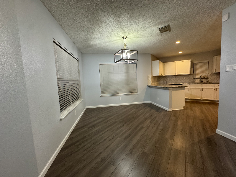 15719 Persimmon Hill Dr - Photo 7 of 20