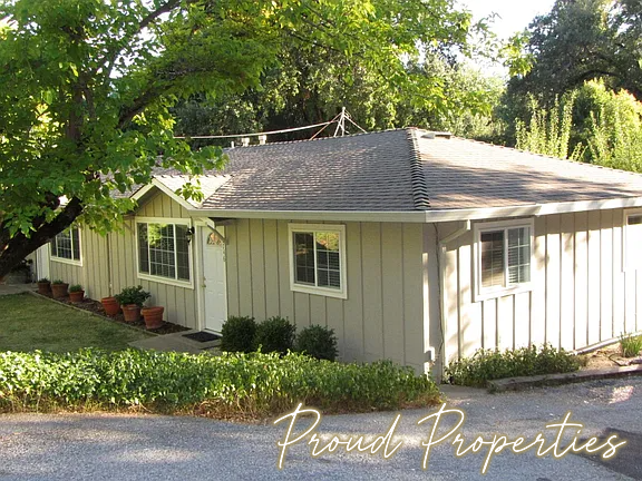 2746 Tunnel St - Photo 3 of 15