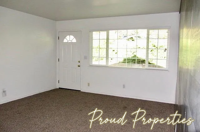 2746 Tunnel St - Photo 4 of 15