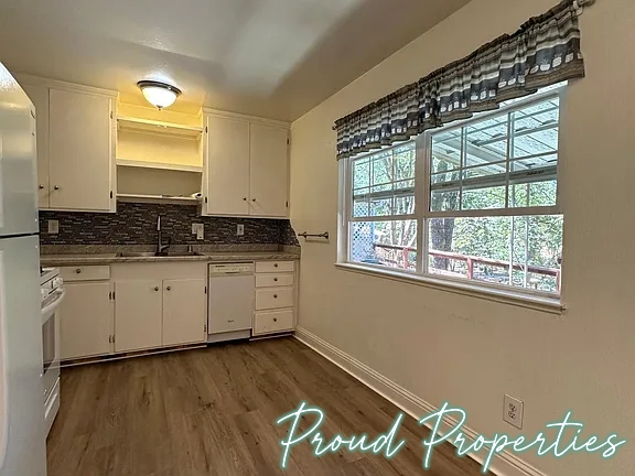 2748 Tunnel St #1 - Photo 4 of 11