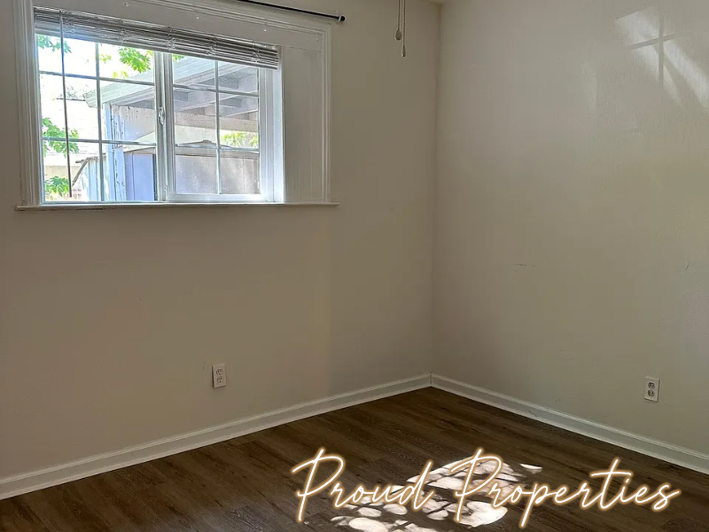 2748 Tunnel St #1 - Photo 7 of 11