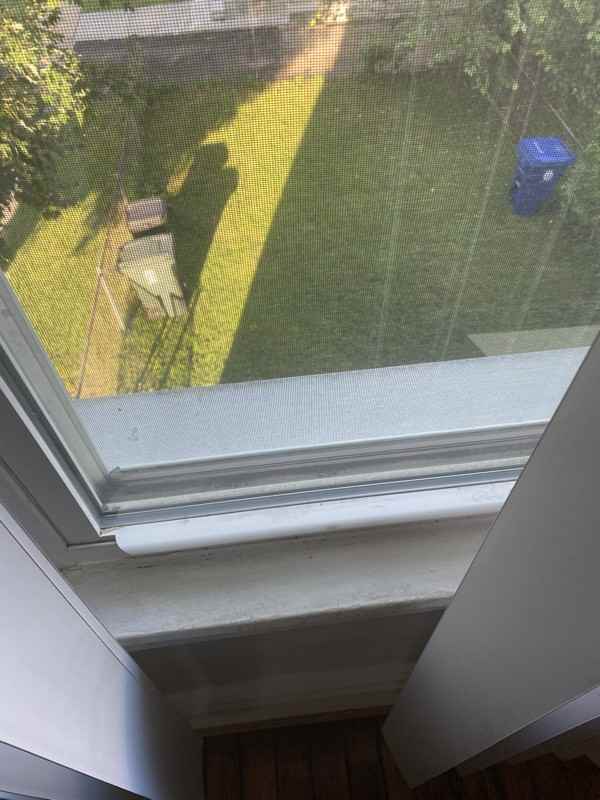 3120 Windsor Ave - Photo 2 of 5