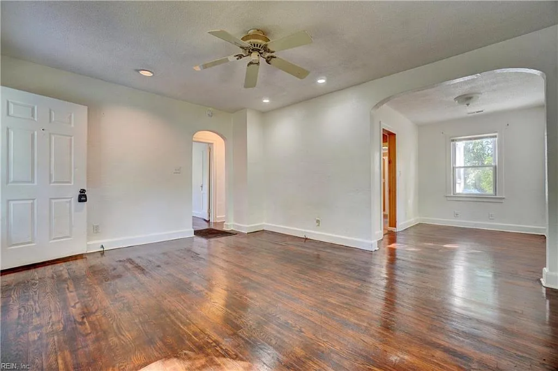 3308 Hyde Cir - Photo 5 of 14